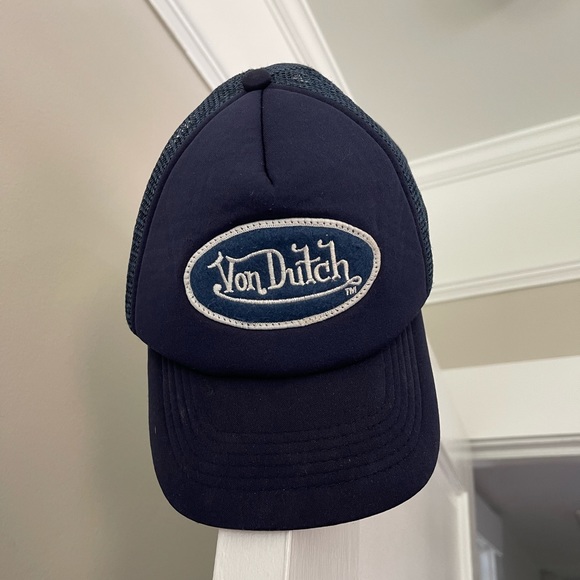 Von Dutch hat - Picture 1 of 2